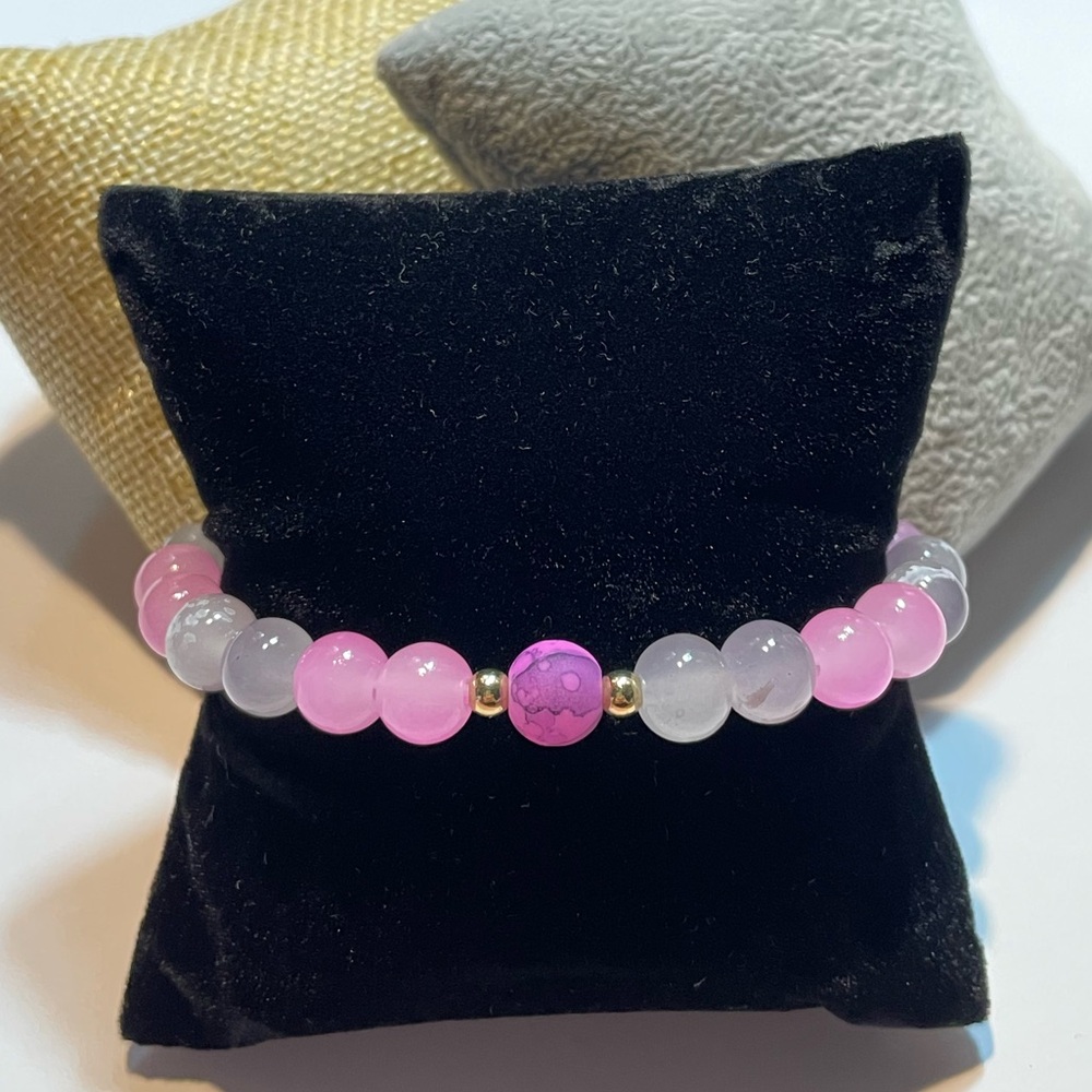 Handmade Pink & Grey Glass Bead Stretch Bracelet